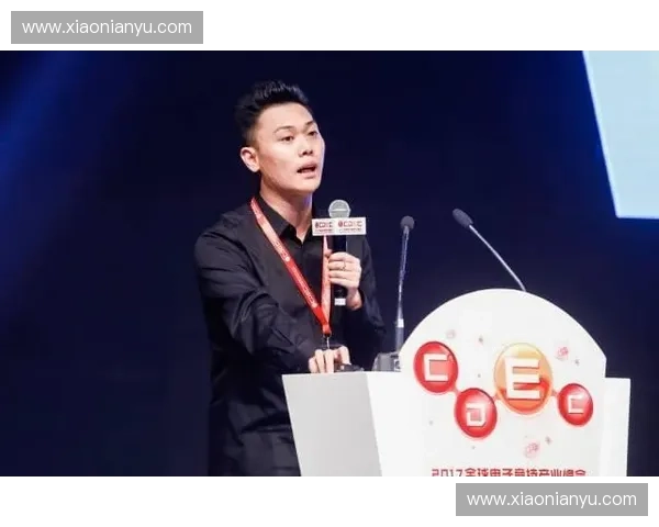 体育职业化发展路径与产业升级创新研究探析